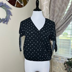 Universal Tread pattern faux wrap tie sleeve v neck A7-33